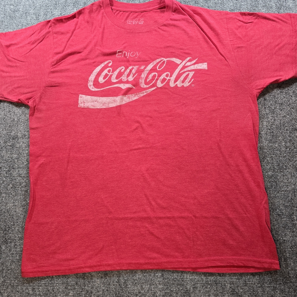 Coca Cola Men's Red T-Shirt
